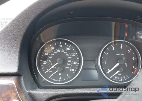 2006 BMW 325Xi z USA, uszkodzony, nr VIN WBAVD13546KV03967